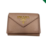 プラダ　財布　買取
